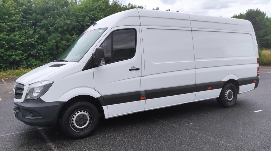 Sprinter - Vue de gauche - Ventes - LTDY